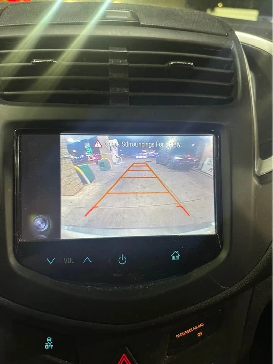 2015 Chevrolet Trax - Image 2 of 4