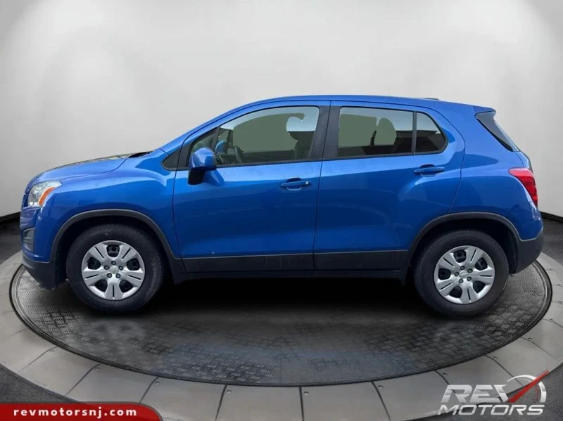 2015 Chevrolet Trax - Image 2 of 12