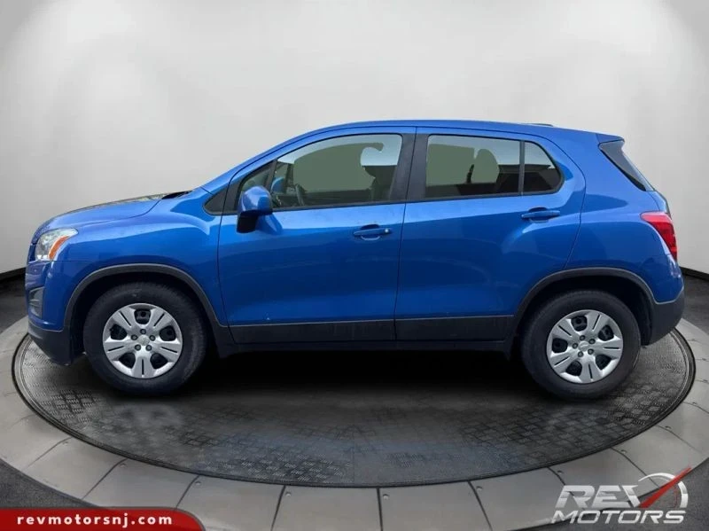 2015 Chevrolet Trax - Image 2 of 12