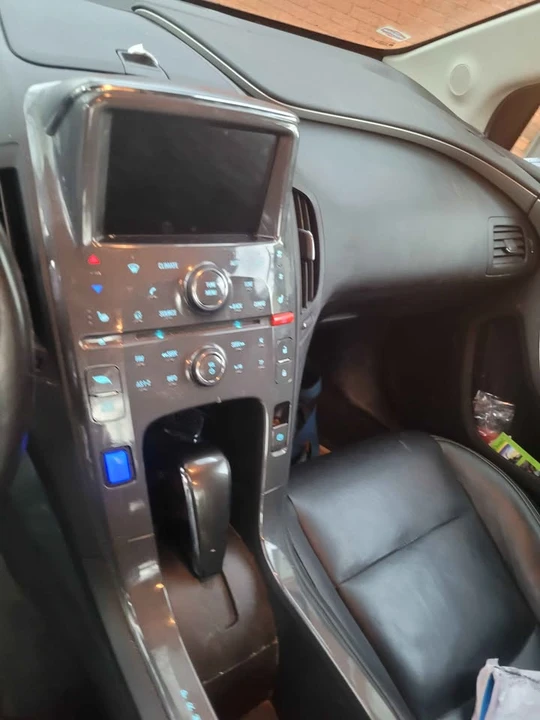2015 Chevrolet Volt - Image 3 of 4