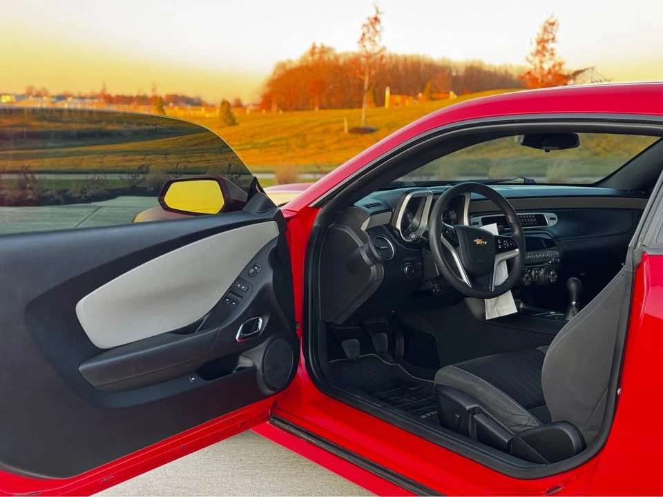 2015 Chevrolet Camaro 5th Gen - Image 8 of 16