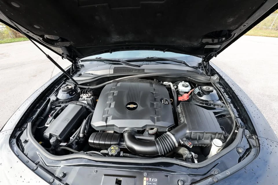 2015 Chevrolet Camaro 5th Gen - Image 11 of 16