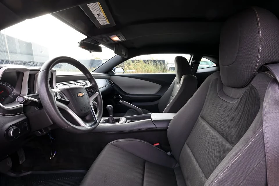 2015 Chevrolet Camaro 5th Gen - Image 9 of 16