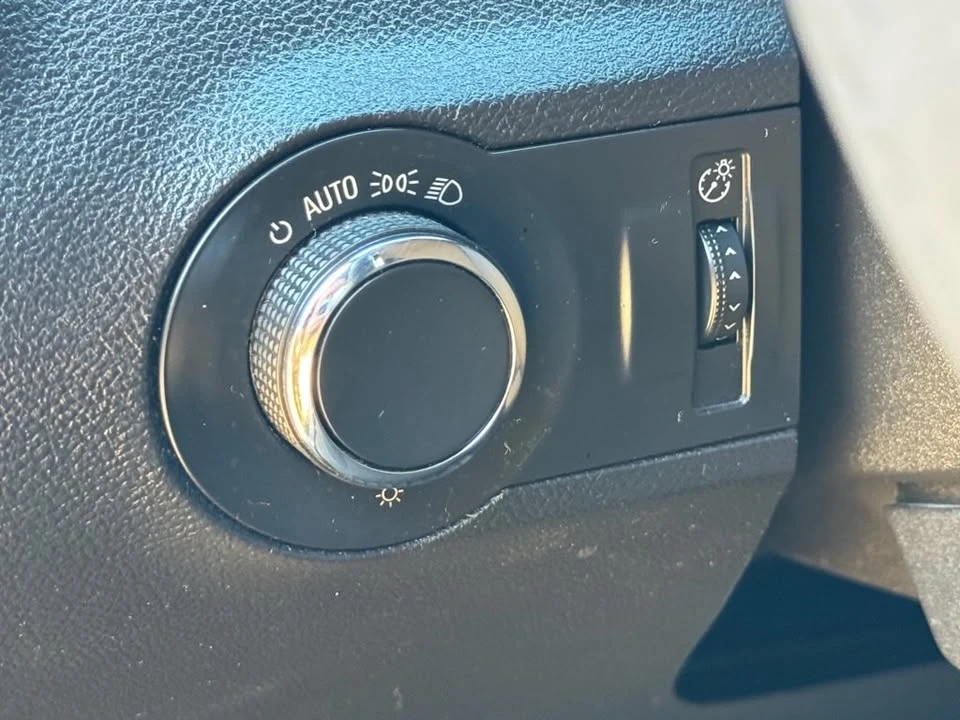 2015 Chevrolet Camaro 5th Gen - Image 8 of 20
