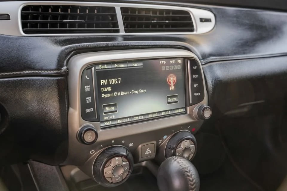 2015 Chevrolet Camaro 5th Gen - Image 12 of 14