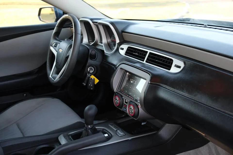 2015 Chevrolet Camaro 5th Gen - Image 9 of 13
