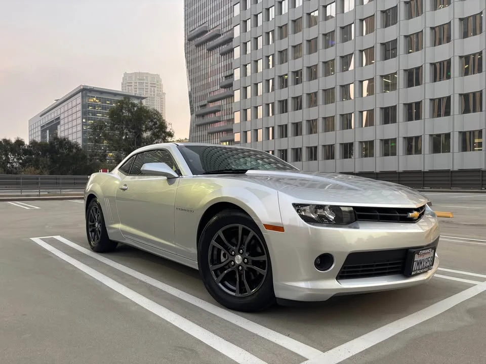 2015 Chevrolet Camaro 5th Gen - Image 2 of 17