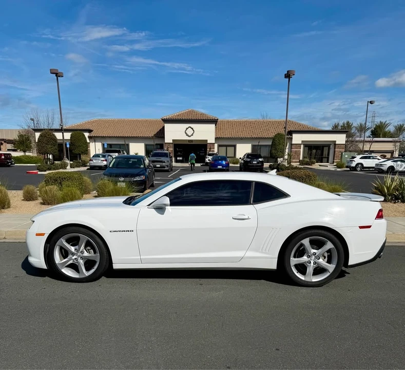 2015 Chevrolet Camaro 5th Gen - Image 9 of 13