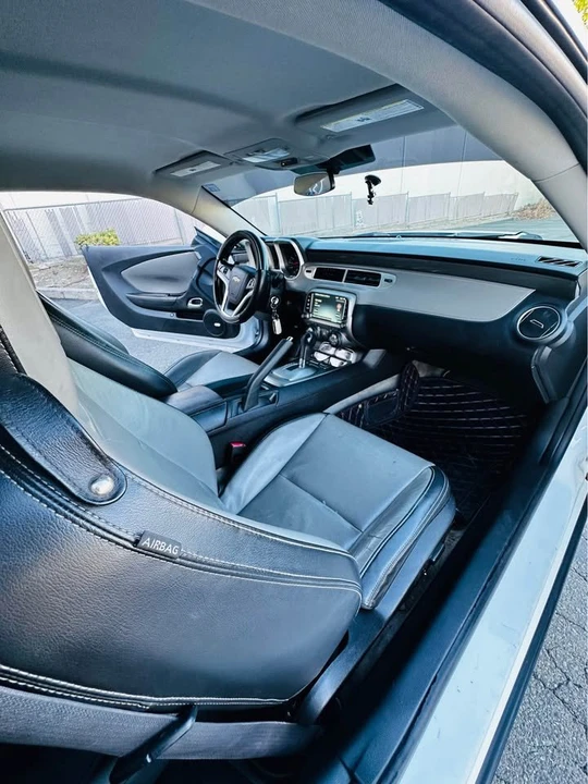 2015 Chevrolet Camaro 5th Gen - Image 9 of 11