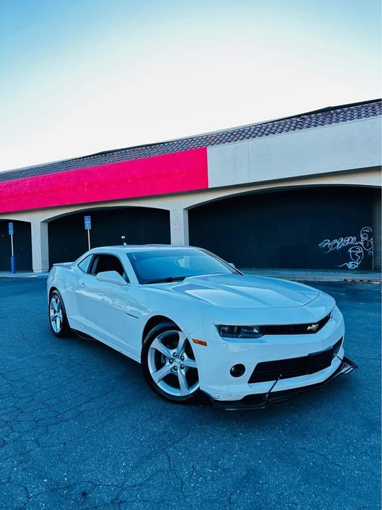2015 Chevrolet Camaro 5th Gen - Image 2 of 11