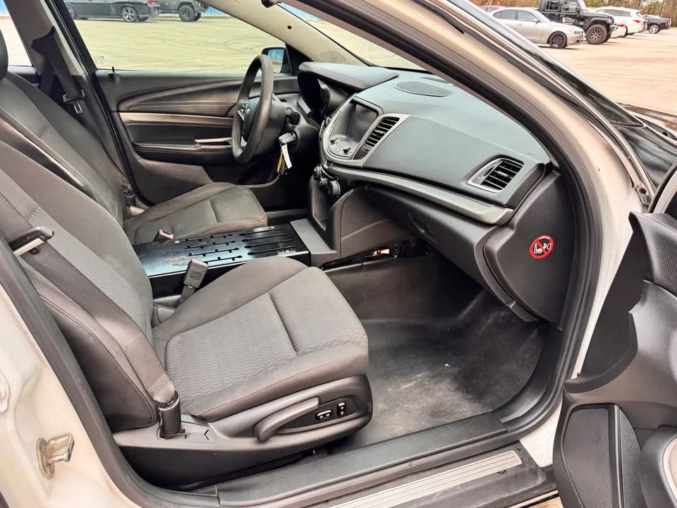 2015 Chevrolet Caprice - Image 12 of 20
