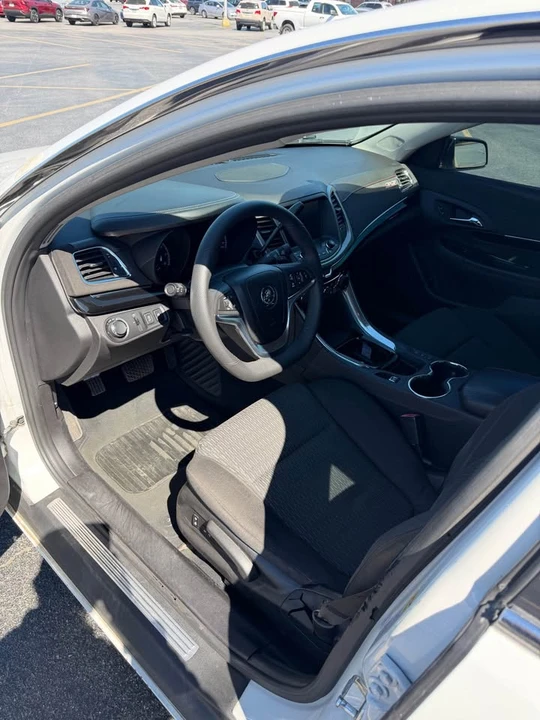2015 Chevrolet Caprice - Image 8 of 20