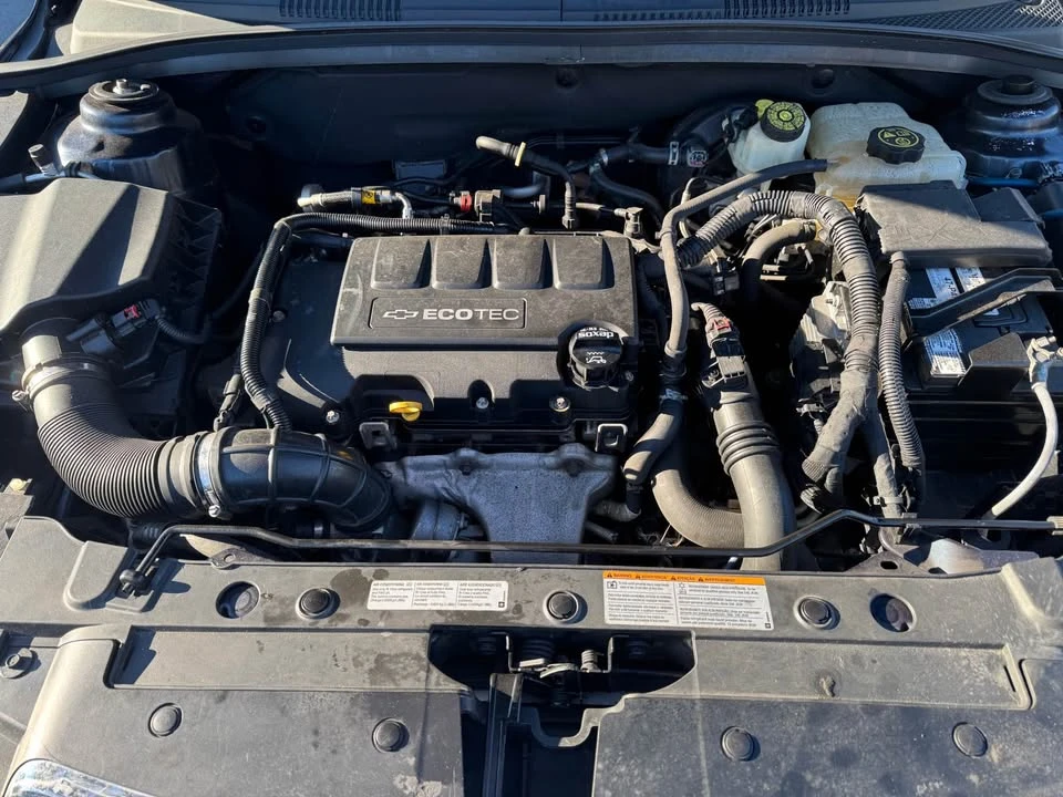 2015 Chevrolet Cobalt 2nd Gen - Image 6 of 11