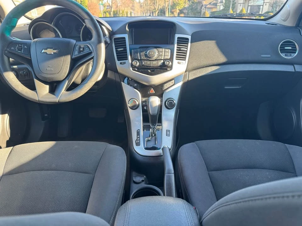 2015 Chevrolet Cobalt 2nd Gen - Image 5 of 11