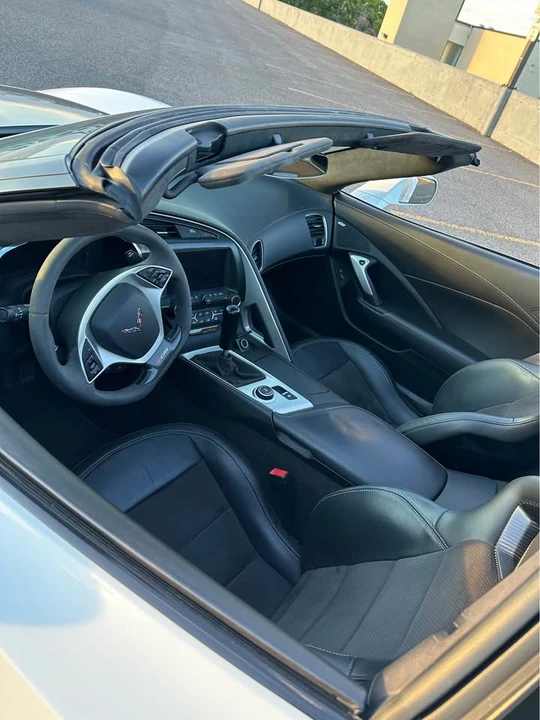 2015 Chevrolet Corvette C7 - Image 2 of 8