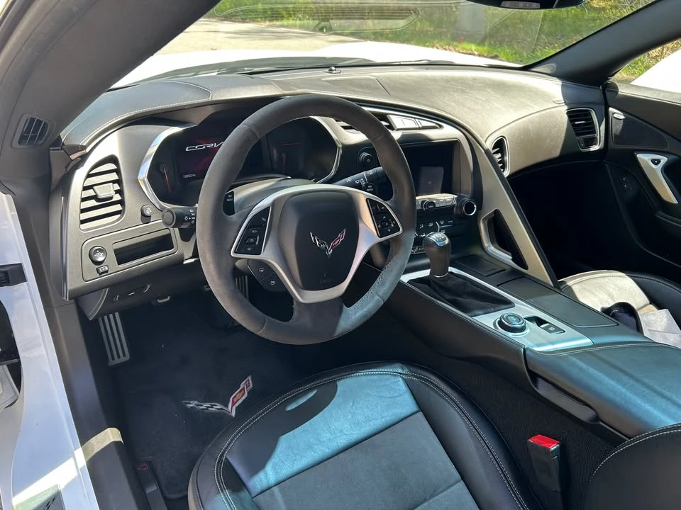 2015 Chevrolet Corvette C7 - Image 6 of 17