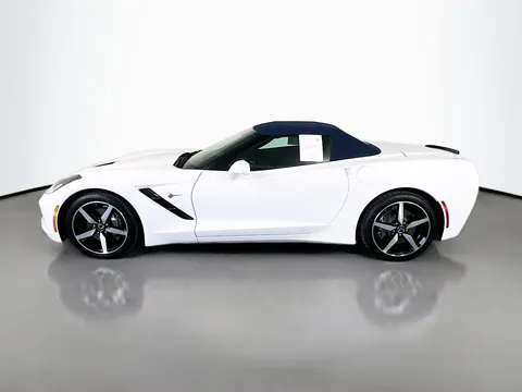 2015 Chevrolet Corvette C7 - Image 2 of 15