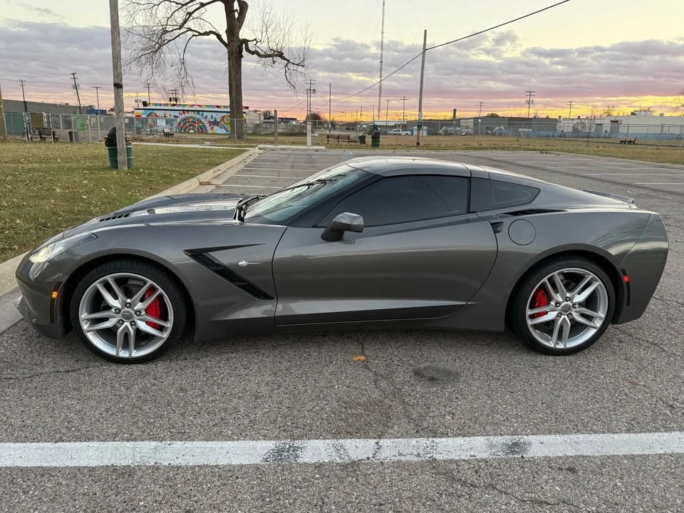 2015 Chevrolet Corvette C7 - Image 2 of 13