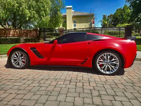 2015 Chevrolet Corvette C7 Z06 - Image 2 of 17