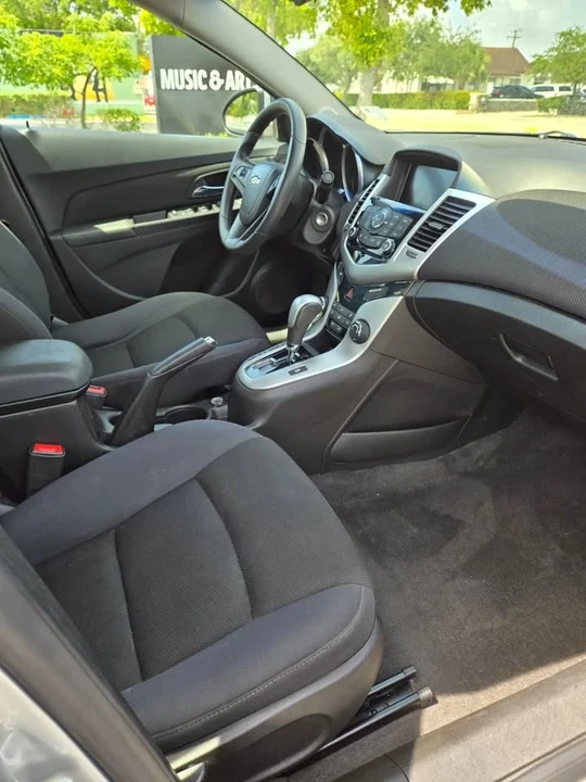 2015 Chevrolet Cruze - Image 6 of 9