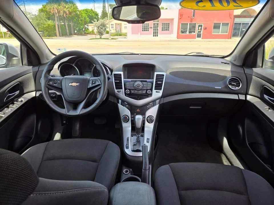 2015 Chevrolet Cruze - Image 7 of 9