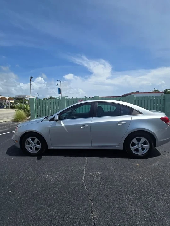 2015 Chevrolet Cruze - Image 5 of 9