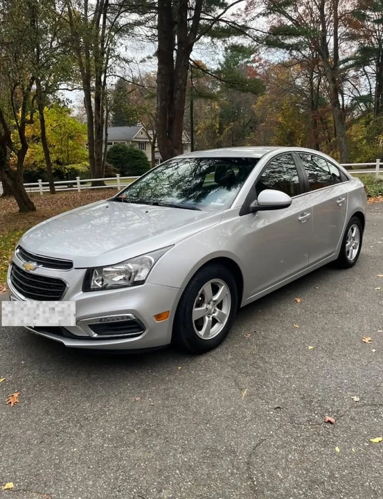 2015 Chevrolet Cruze - Image 2 of 4