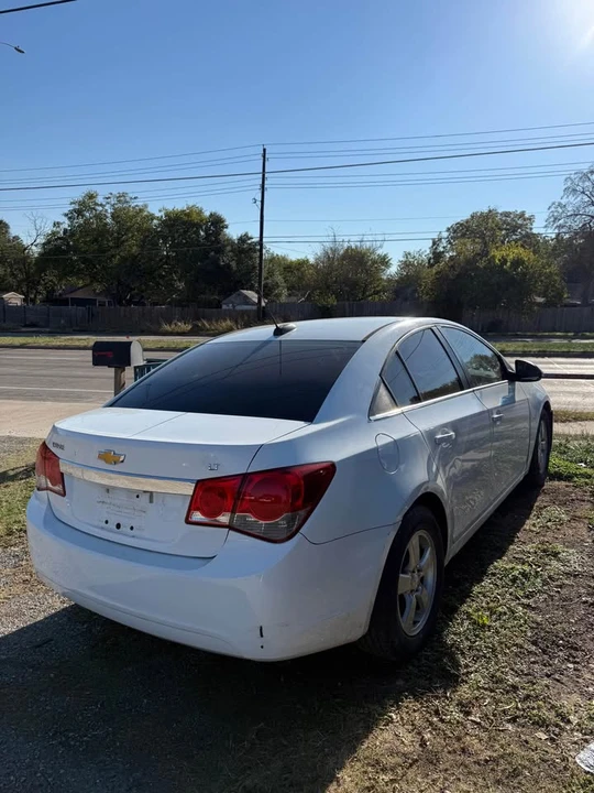 2015 Chevrolet Cruze - Image 3 of 7