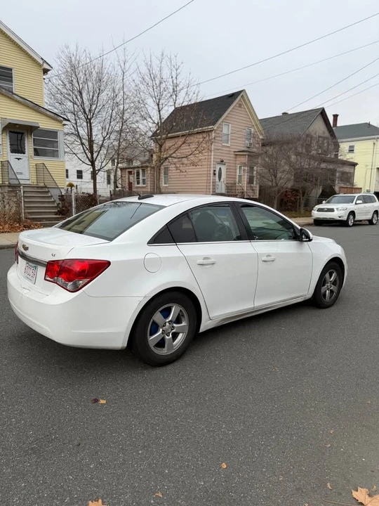2015 Chevrolet Cruze - Image 6 of 11
