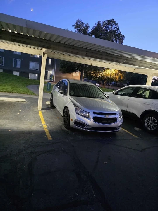 2015 Chevrolet Cruze - Image 2 of 7