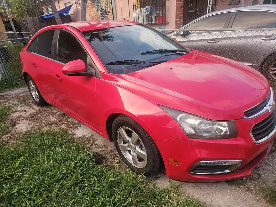 2015 Chevrolet Cruze - Image 2 of 6