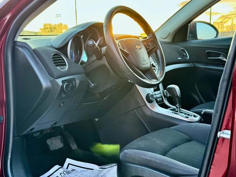 2015 Chevrolet Cruze - Image 17 of 19
