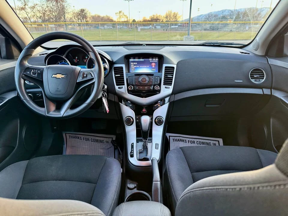 2015 Chevrolet Cruze - Image 15 of 19