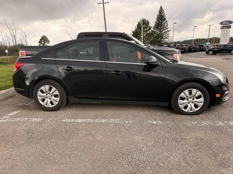 2015 Chevrolet Cruze - Image 4 of 5