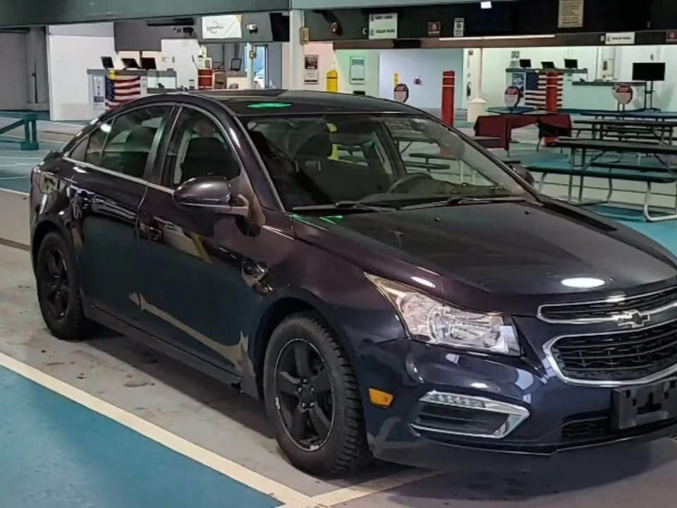 2015 Chevrolet Cruze - Image 2 of 8