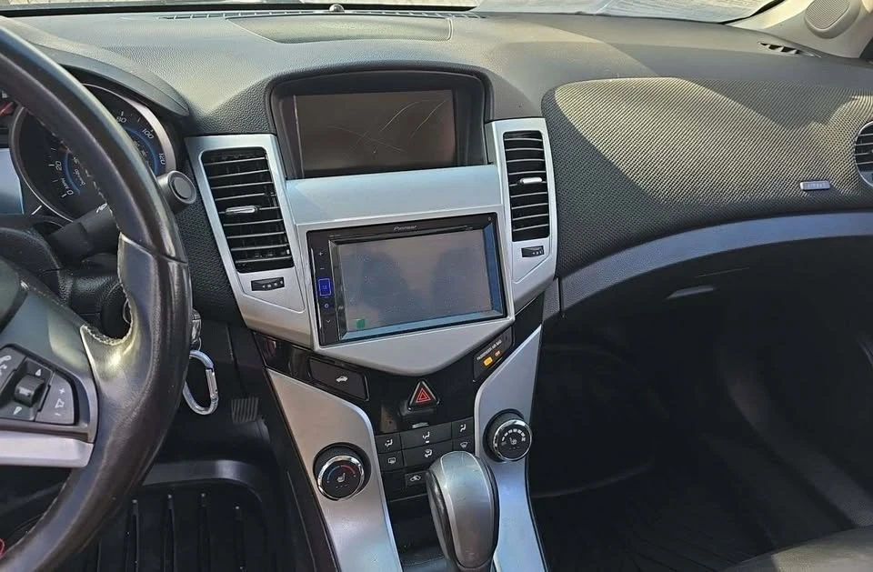 2015 Chevrolet Cruze - Image 7 of 8