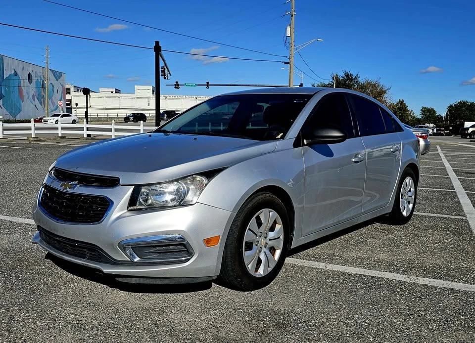 2015 Chevrolet Cruze - Image 3 of 5
