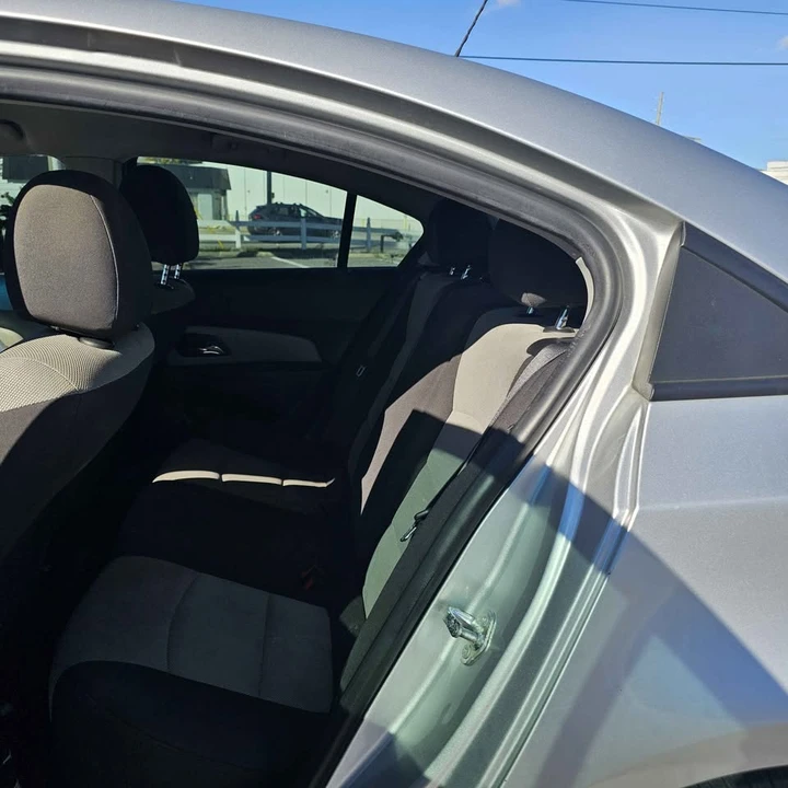 2015 Chevrolet Cruze - Image 4 of 5