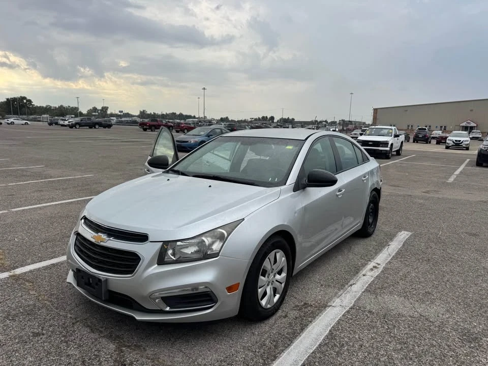 2015 Chevrolet Cruze - Image 6 of 16