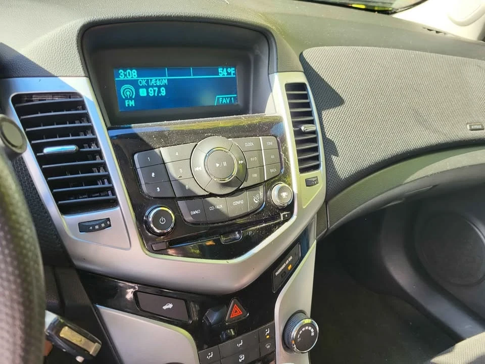 2015 Chevrolet Cruze - Image 17 of 19