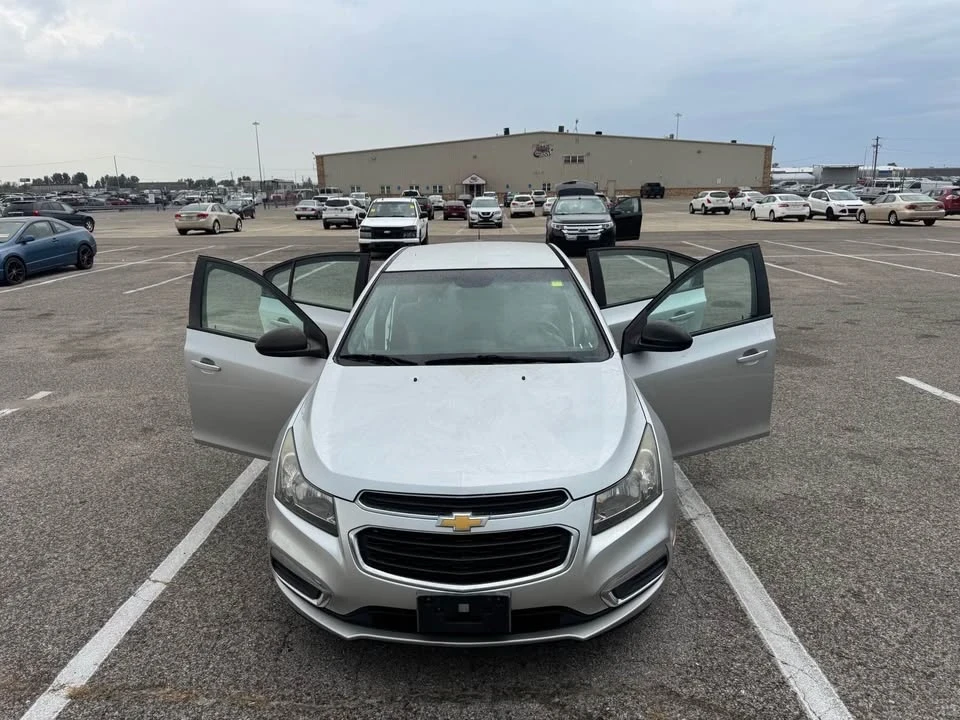 2015 Chevrolet Cruze - Image 4 of 16