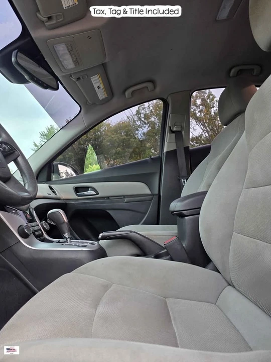 2015 Chevrolet Cruze - Image 8 of 15