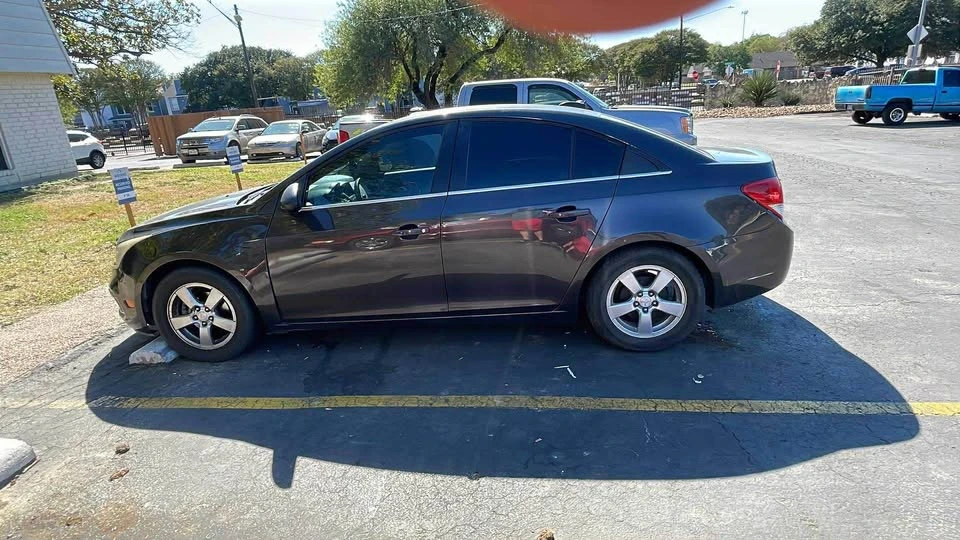 2015 Chevrolet Cruze - Image 4 of 4