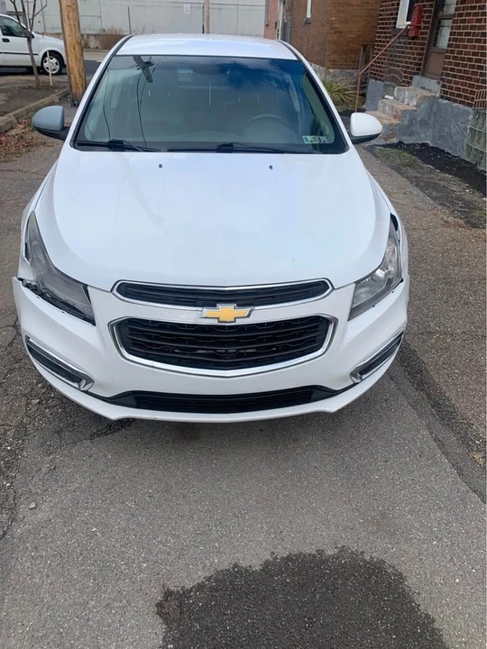 2015 Chevrolet Cruze - Image 2 of 13