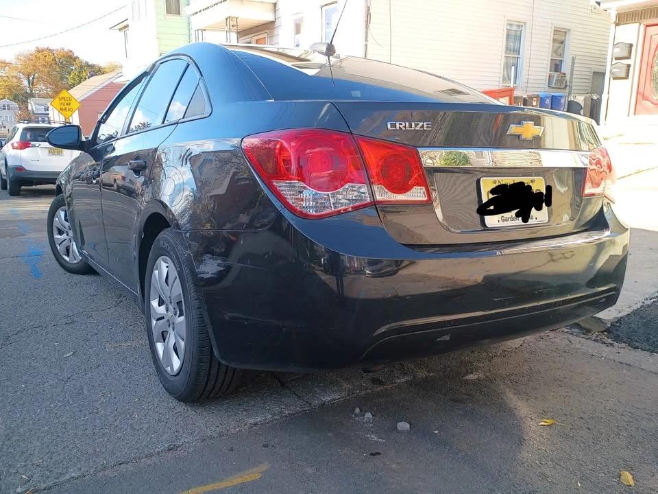 2015 Chevrolet Cruze - Image 2 of 12