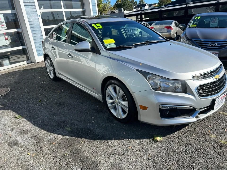 2015 Chevrolet Cruze - Image 8 of 9