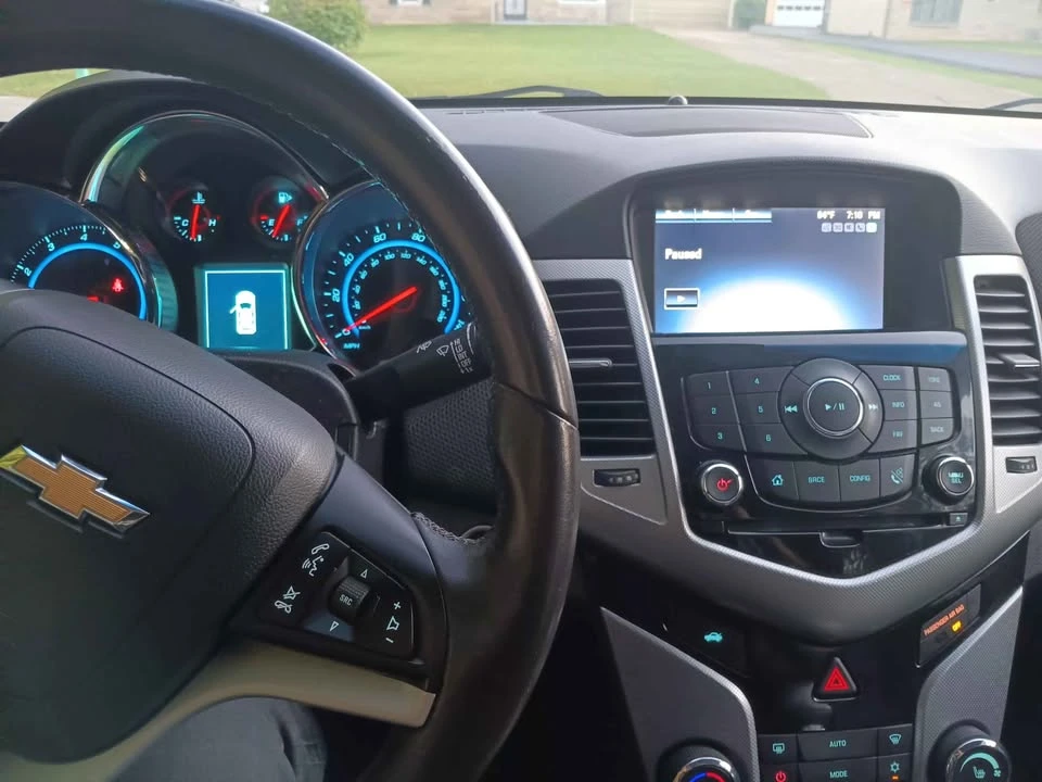 2015 Chevrolet Cruze - Image 13 of 16