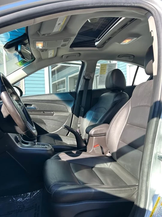 2015 Chevrolet Cruze - Image 4 of 9
