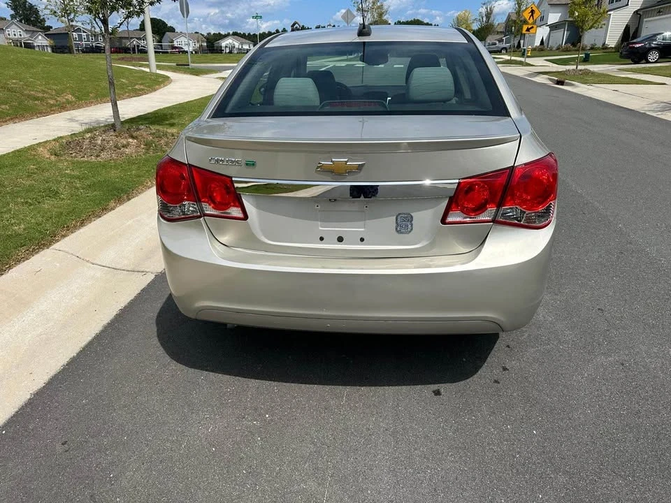 2015 Chevrolet Cruze - Image 9 of 9