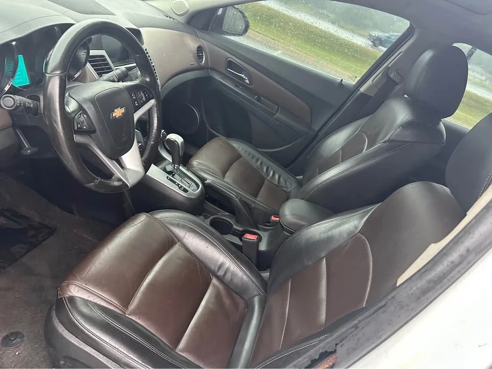 2015 Chevrolet Cruze - Image 8 of 17